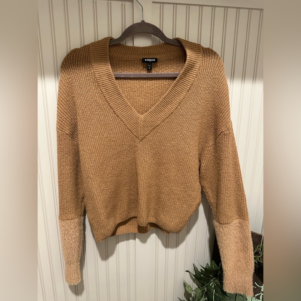 Express - Mustard Yellow Crop Sweater - *New Condition* - Never Worn